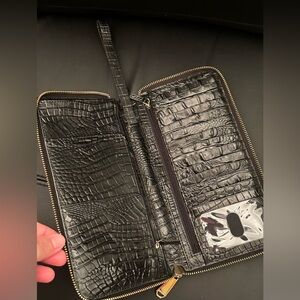 Black Brahmin Skyler wallet